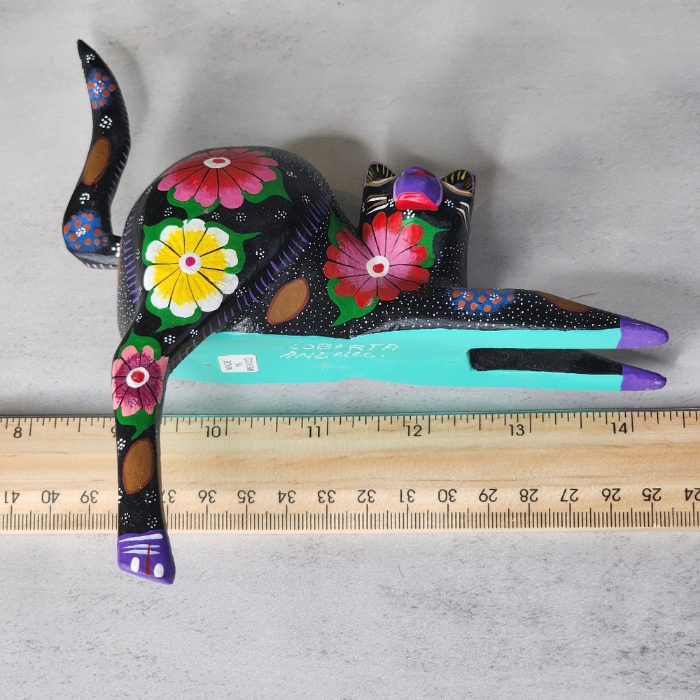 Oaxacan Alebrijes Vintage Cat Wood Carving - Picture 5 of 10